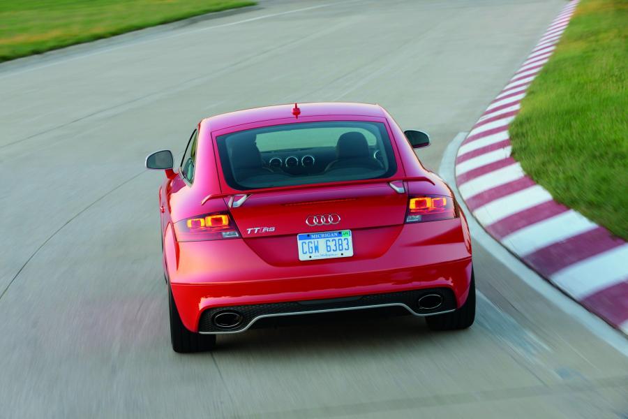  Audi TT RS Coupe (8J) 2011 года  (NA) (фото 3 из 30)